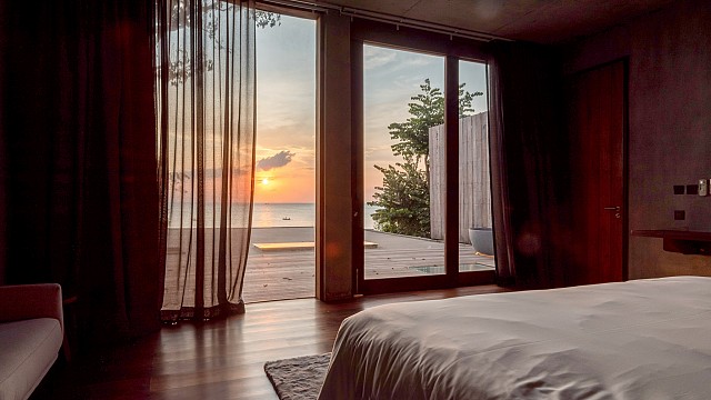 Premier Suite Oceanfront